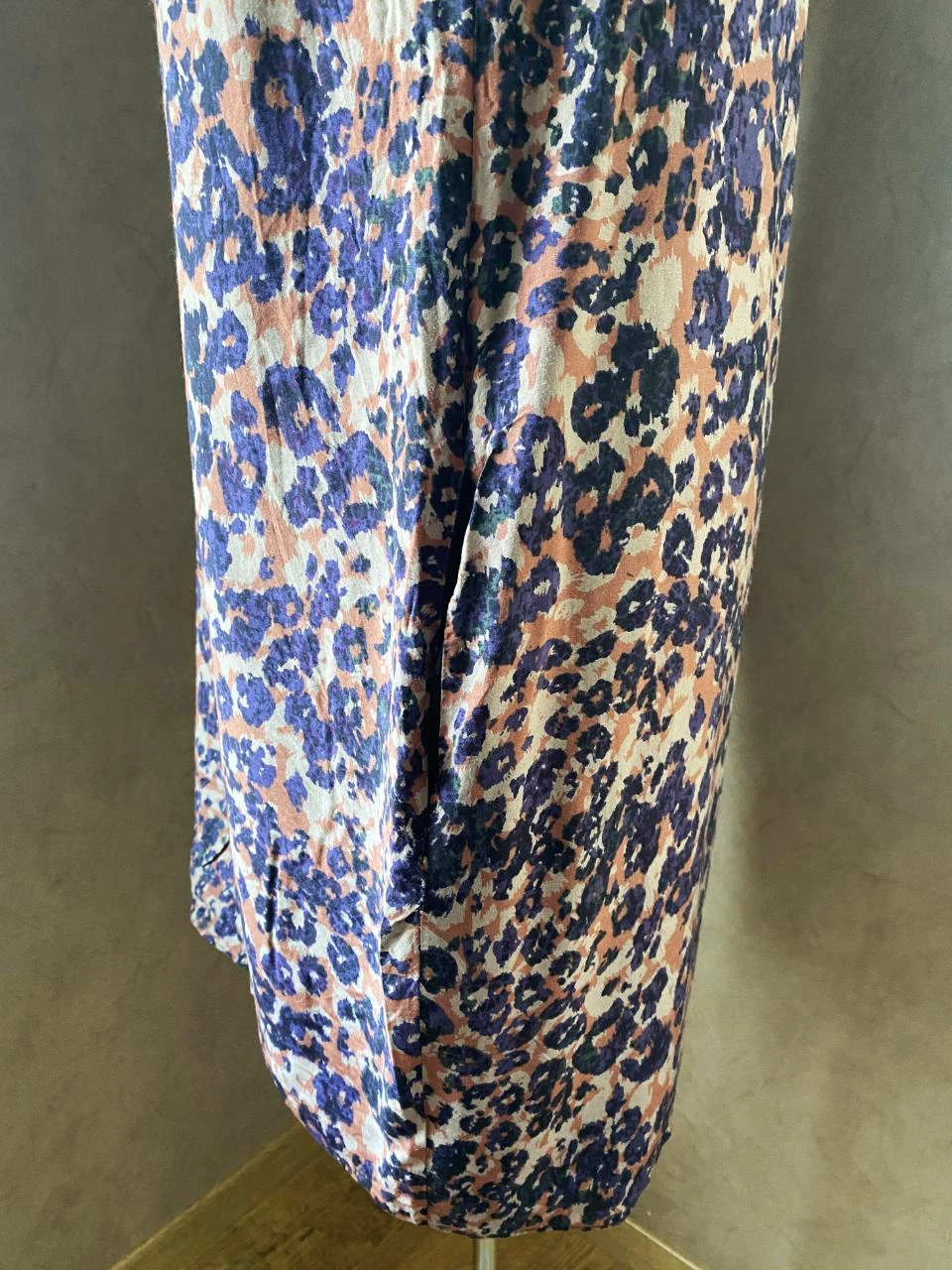 Vloeiende jurk Sud Express maat 40 roze & blauwe print – zijde & viscose, gedrukte schouders – photo 9